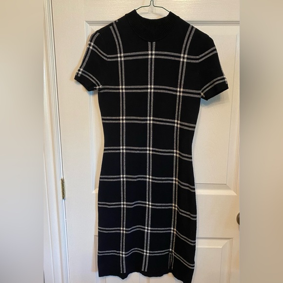 Abercrombie and Fitch Black White Plaid Knit Mock Neck Dress Size Small LONG - Picture 2 of 9